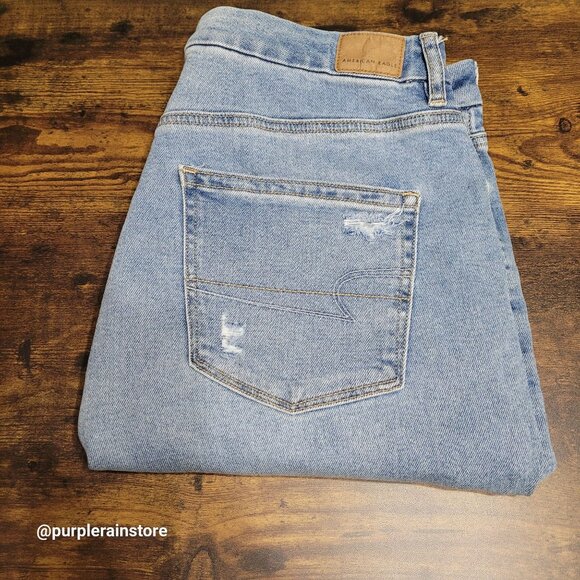 American Eagle Jeans Size 18 S Curvy Mom High Rise Medium Light Wash Denim - Picture 3 of 13
